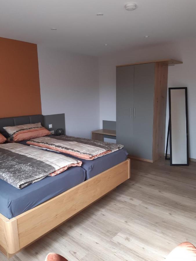 Ferienwohnung Weingut Engelhardt Rottingen Exterior foto
