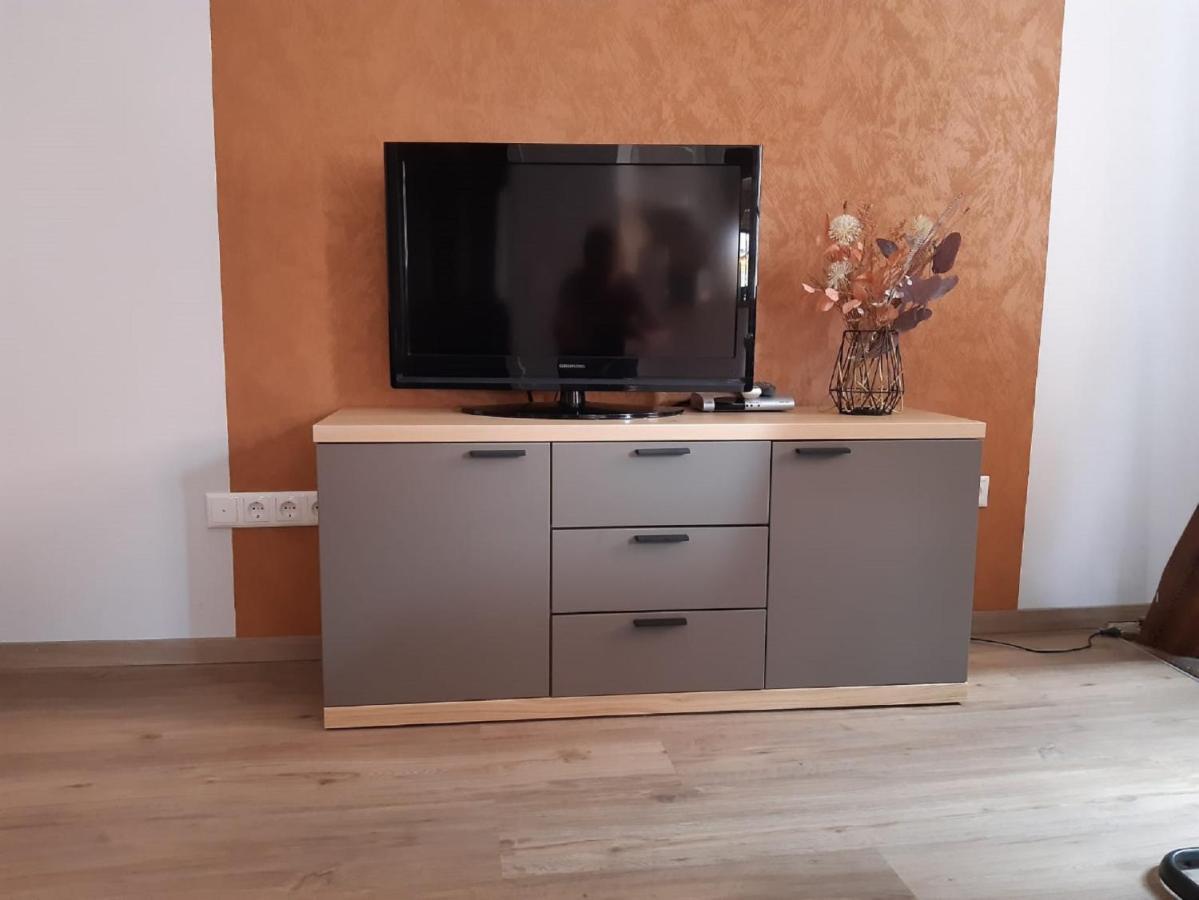 Ferienwohnung Weingut Engelhardt Rottingen Exterior foto
