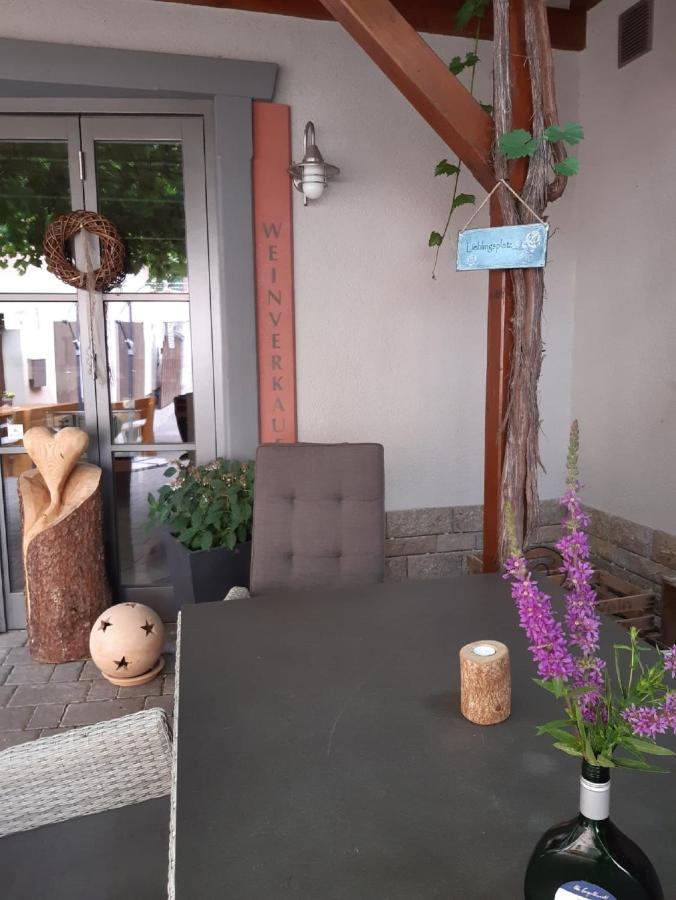 Ferienwohnung Weingut Engelhardt Rottingen Exterior foto